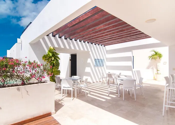 Kuxtal 3 Bedroom Downtown By Casago *